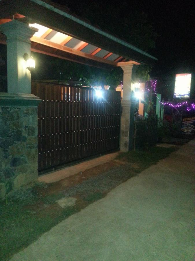 Shantha Surf Villa Велигама Экстерьер фото